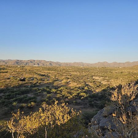 Windhoek Game Camp Villa Lafrenz Township Luaran gambar